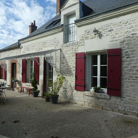 Chambre D'Hotes "Les Paturelles" Fougeres-sur-Bievre Exterior photo