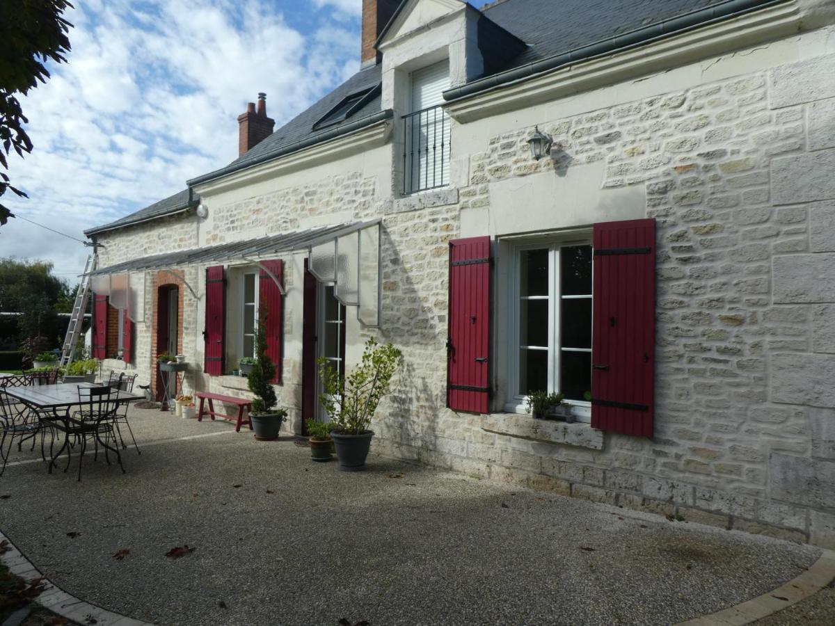 Chambre D'Hotes "Les Paturelles" Fougeres-sur-Bievre Exterior photo